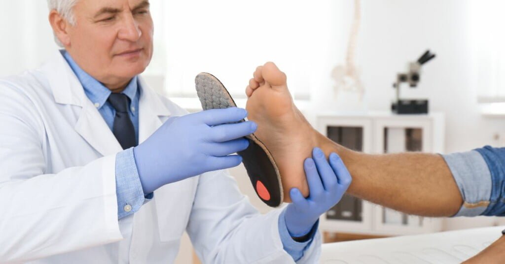 Podologue-mesure-bonnes-semelles