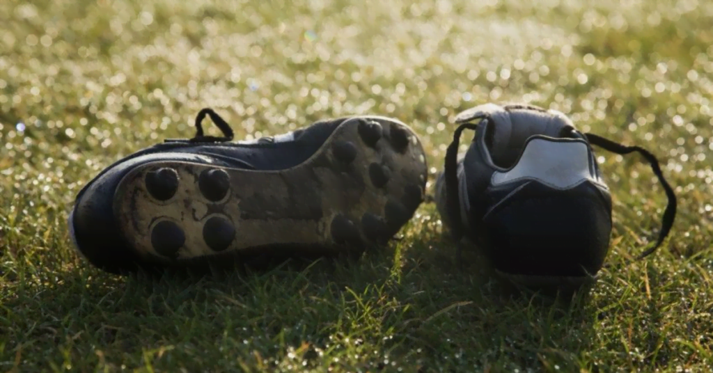 Vieze voetbalschoenen die stinken